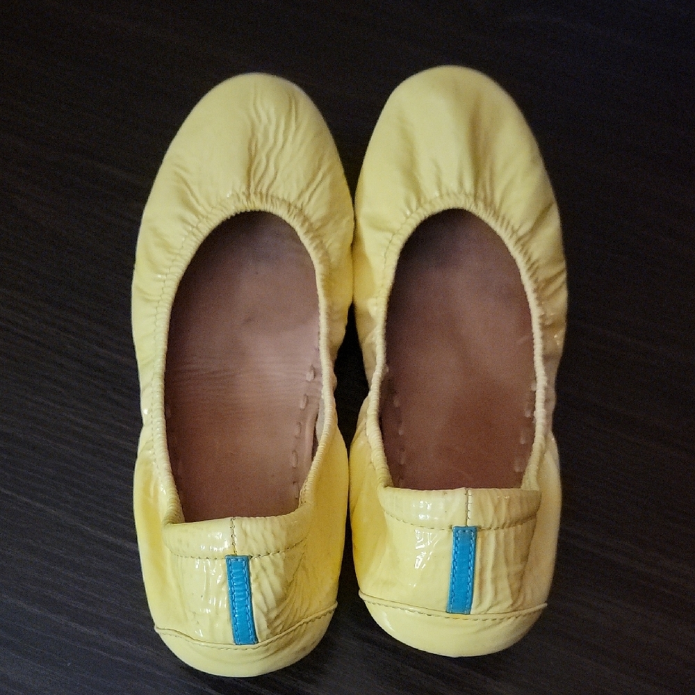 Yellow Patent Ballet Flats - Picture 2 of 7